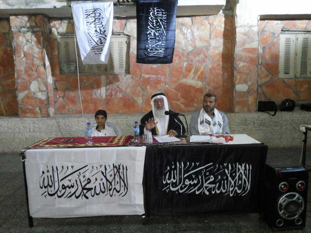 حملة الدعوة في عناتا ومخيم شعفاط يعقدون محاضرة في ذكرى هدم الخلافة