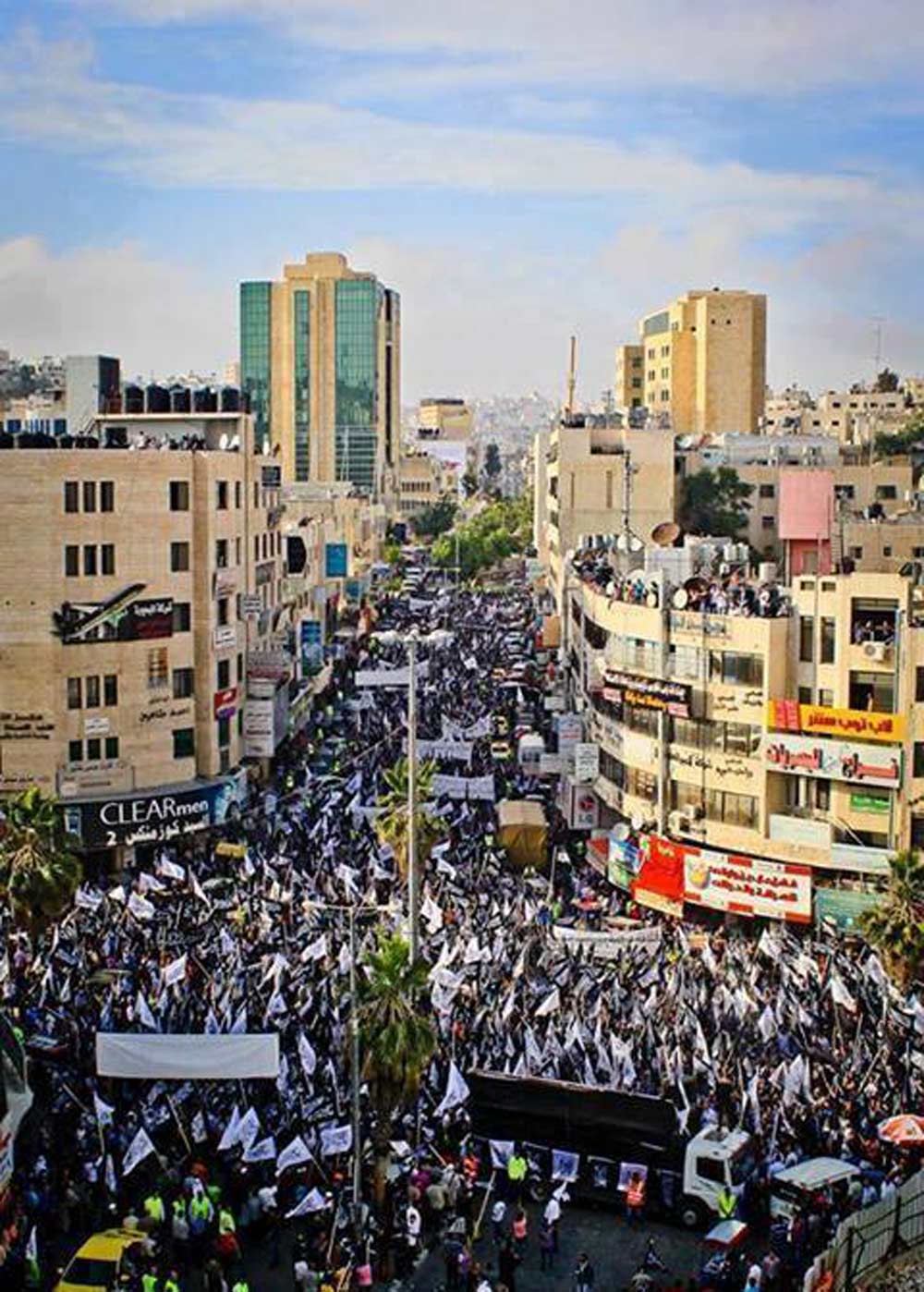 تقرير إعلامي حول مسيرة الخليل الحاشدة في ذكرى هدم الخلافة
