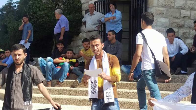 كتلة الوعي في جامعة بيرزيت تنظم وقفة حول ما تشهده فلسطين من أحداث ساخنة