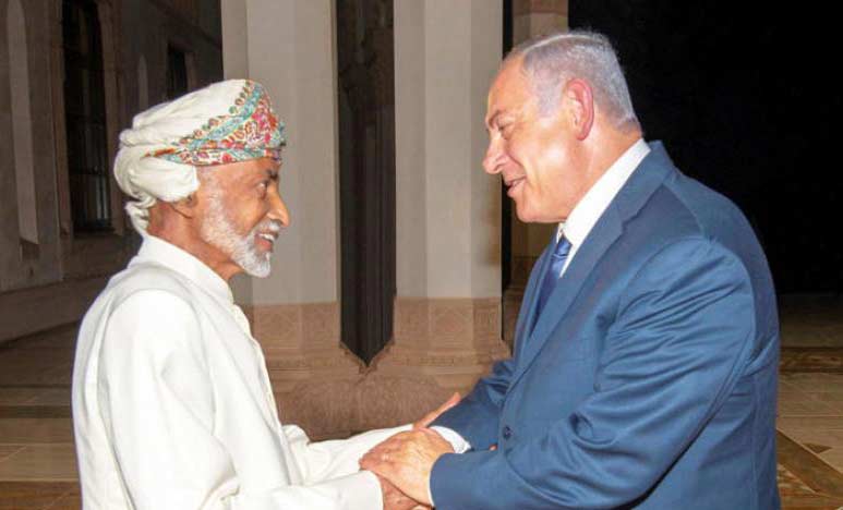 عباس يريد للمطبعين أن يكونوا مكافأة ليهود للقبول بحل الدولتين التفريطي