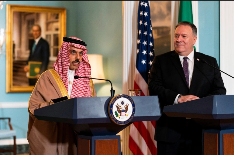 بومبيو يكشف دور السعودية في اتفاقيات التطبيع الخيانية ويطالبها بالانضمام لها!