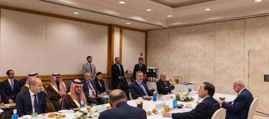 بيان صحفي: اللجنة الوزارية العربية الإسلامية في وادٍ، والأمة وهمومها في واد آخر!