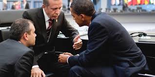 تعليق صحفي  تهاوي الموقف التركي لصالح أمريكا ونظام الأسد